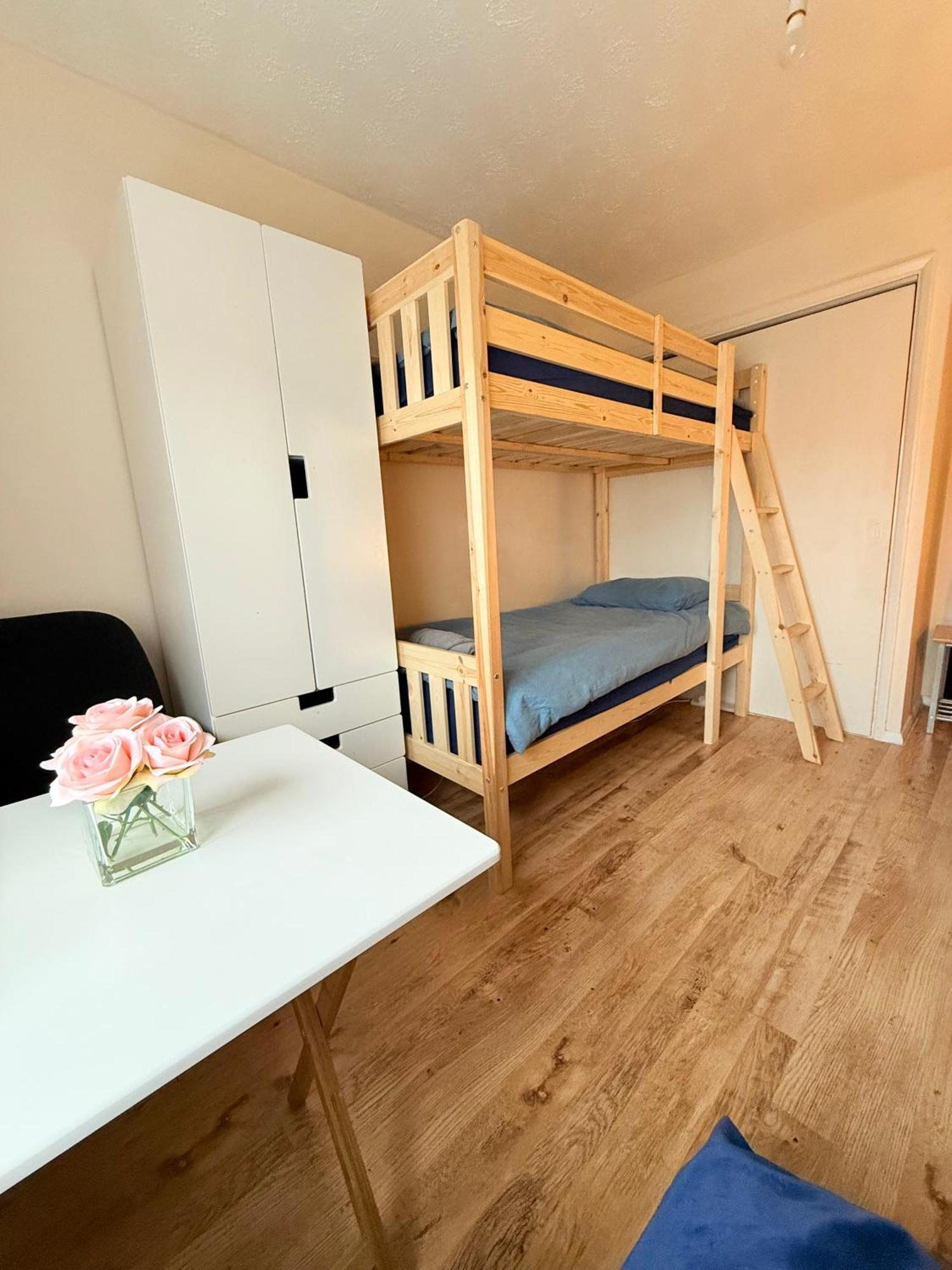ホテル Wembley House ロンドン エクステリア 写真